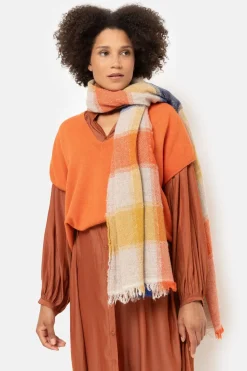 Outlet Damessjaal Met , Blauwe En Okergele Ruiten Dames Accessoires